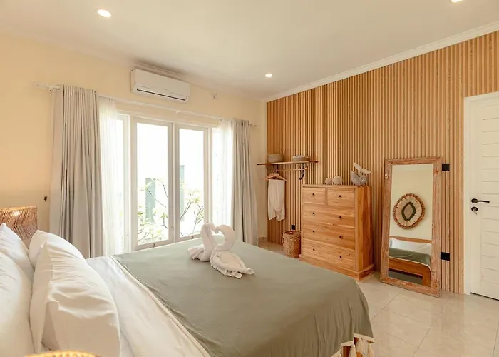 Beautifully Renovated 3 Private Ensuites * Canggu